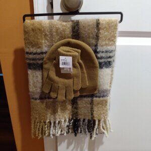 Winter Accessory Set Tan Plaid